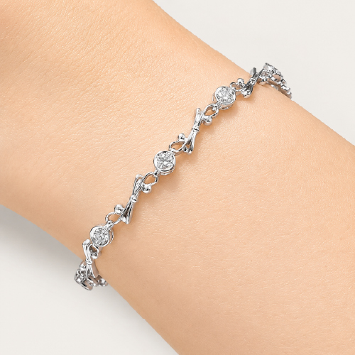 Patterned Round Diamond Bracelet