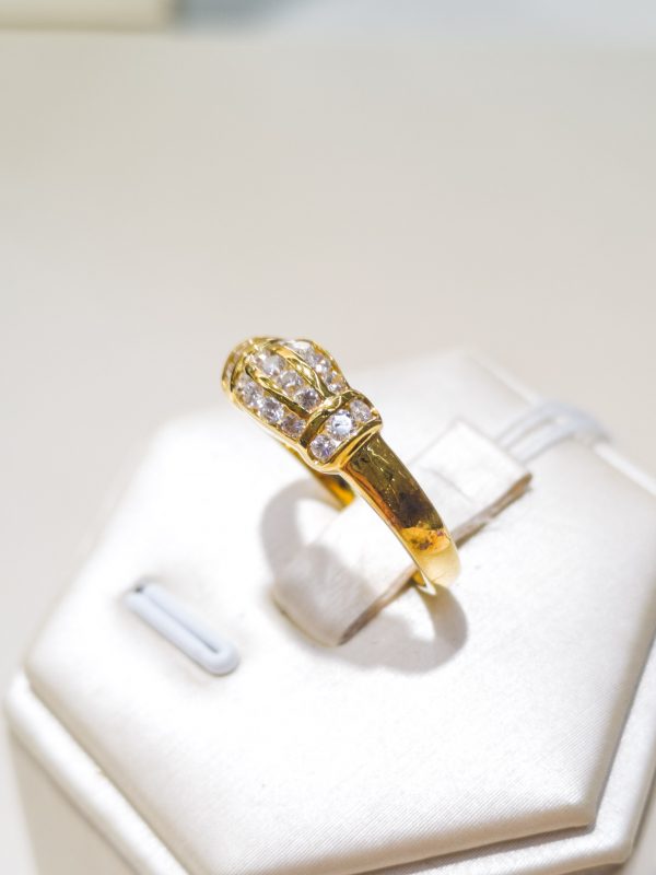 Eyelet Yellow Gold Diamond Ring - Image 2