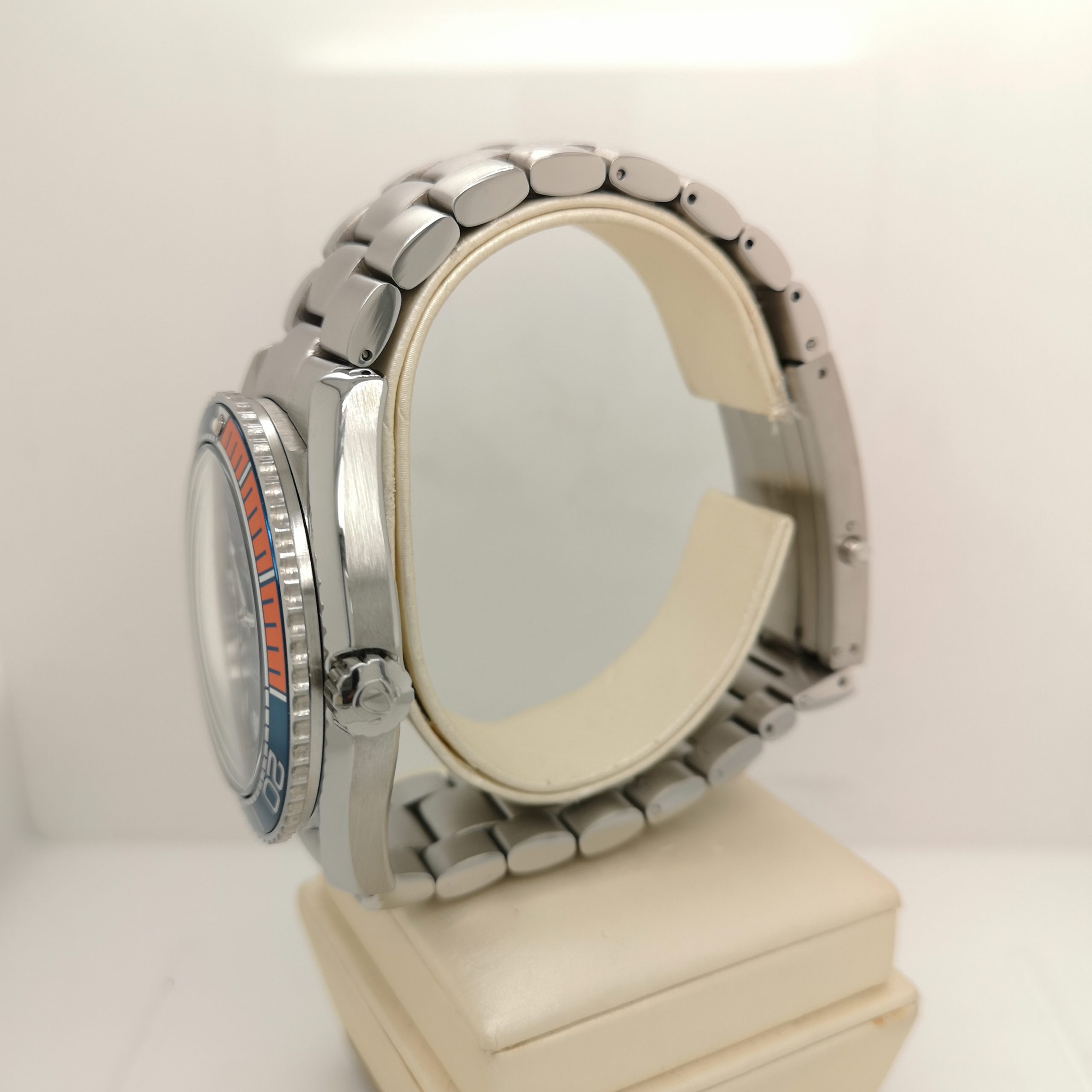 skyfall 007 omega watch
