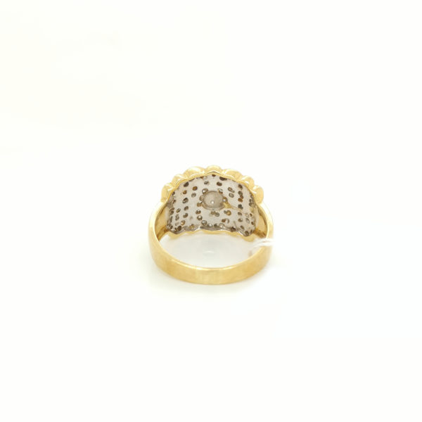 Vintage Swirl Patterned Diamond Ring - Image 3