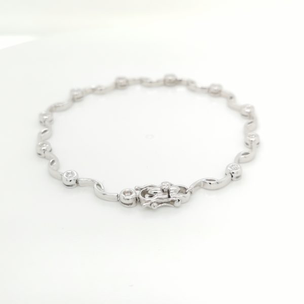 Swirl Motif Bracelet - Image 3