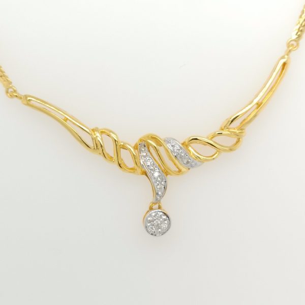 Two Tone Swirl Necklace
