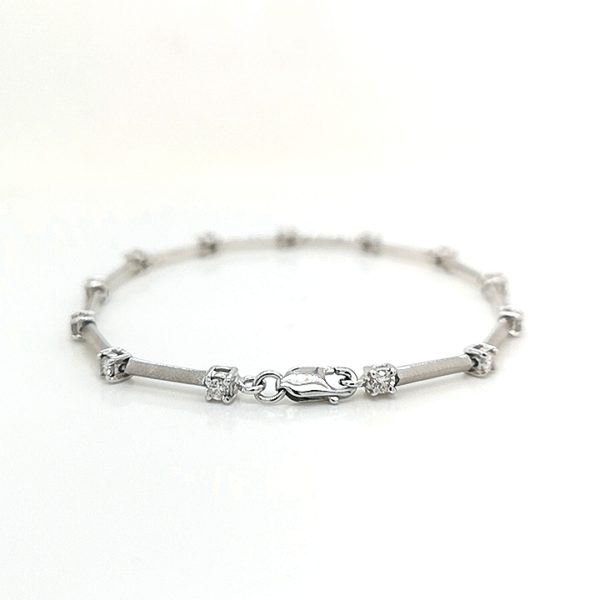 Bar Patterned Diamond Bracelet - Image 3