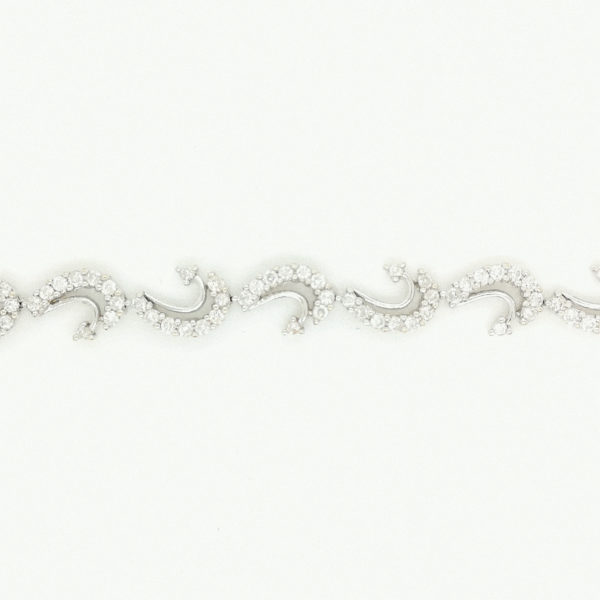 Curl Hook Diamond Bracelet - Image 3
