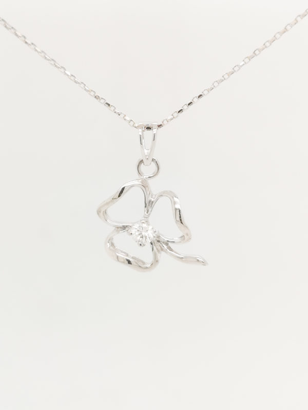 Clover Leaf Diamond Pendant