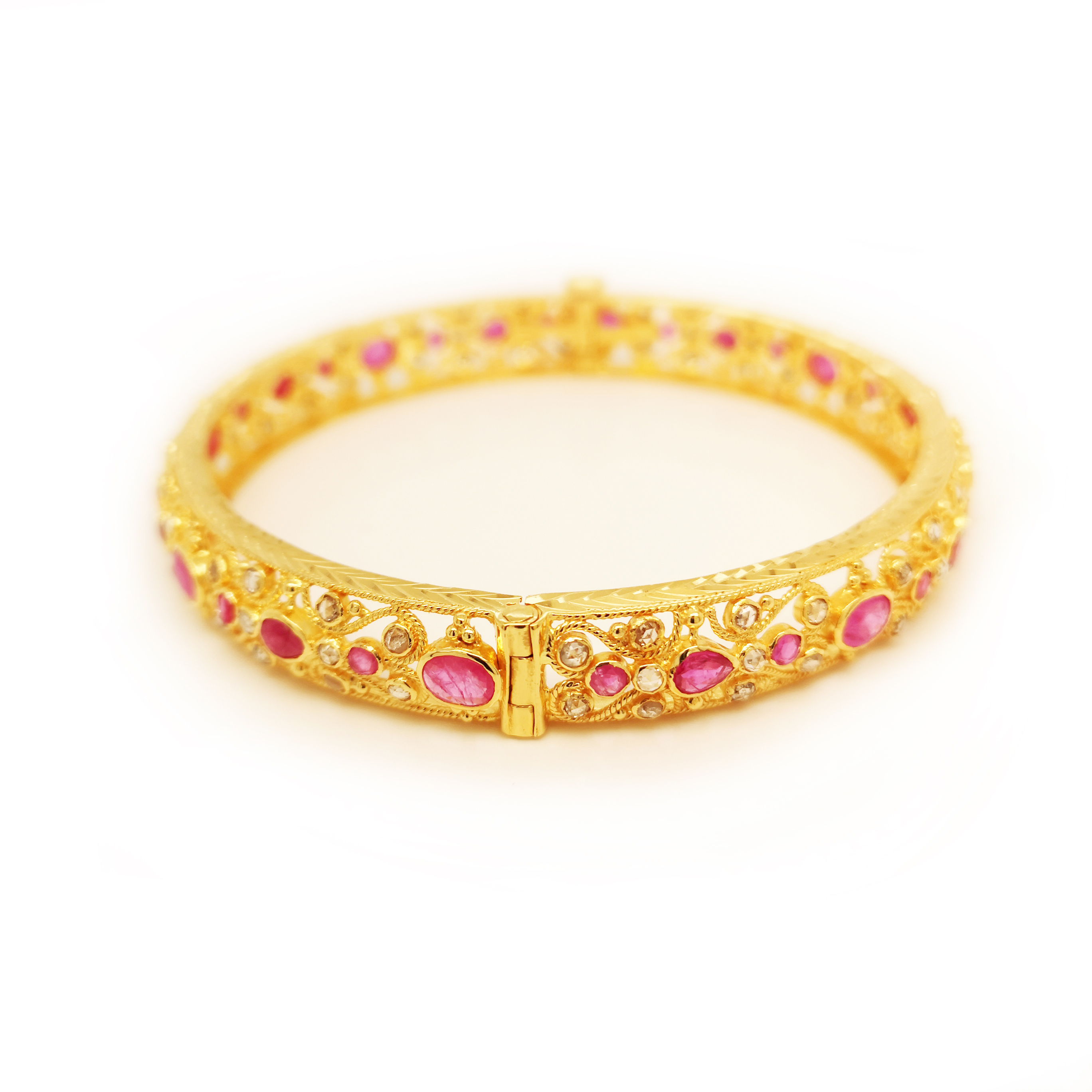 916 gold cartier bangle