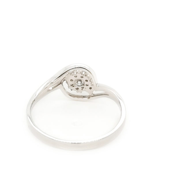 18K White Gold Diamond Ring - Image 3