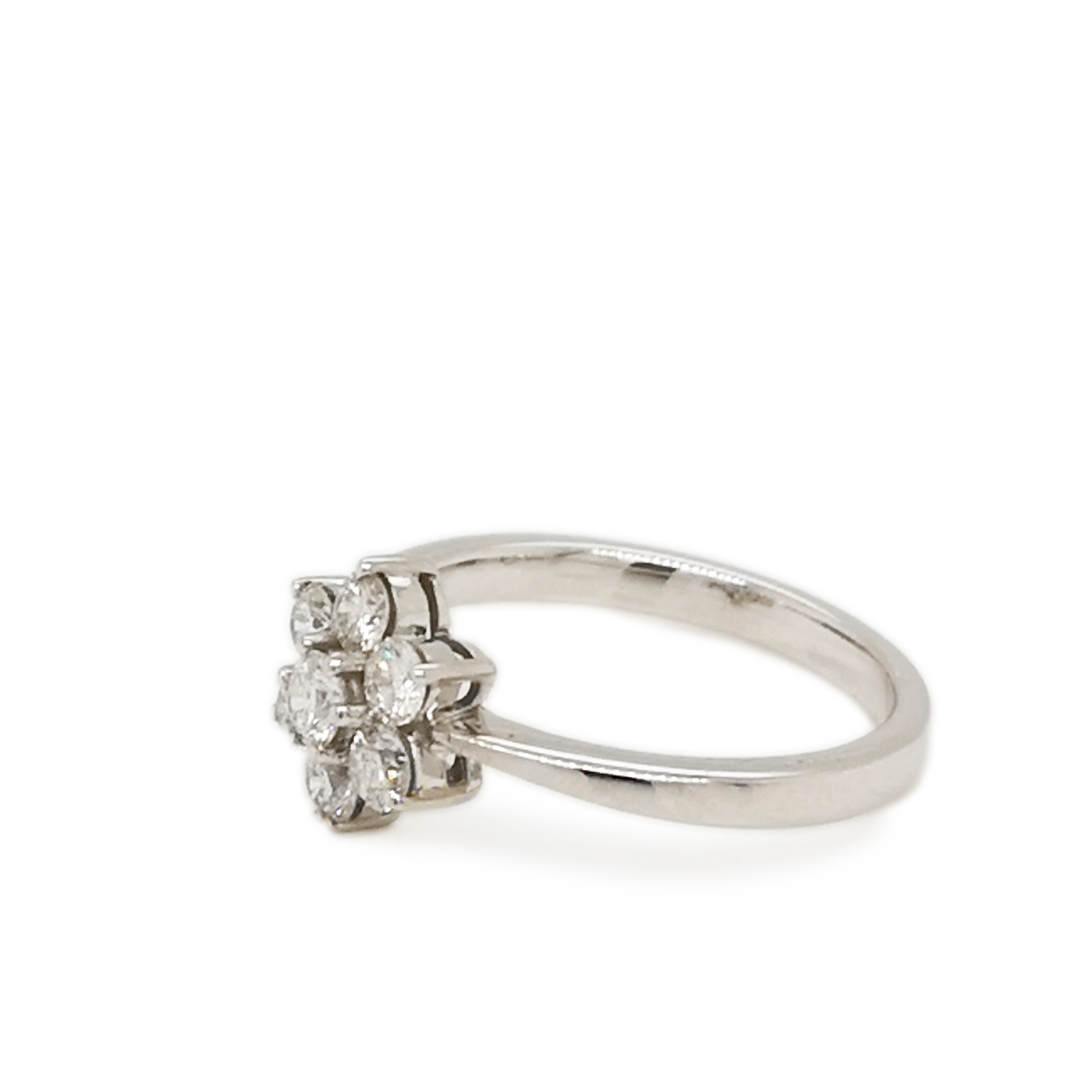 18K White Gold Diamond Flower Ring ValueMax Jewellery