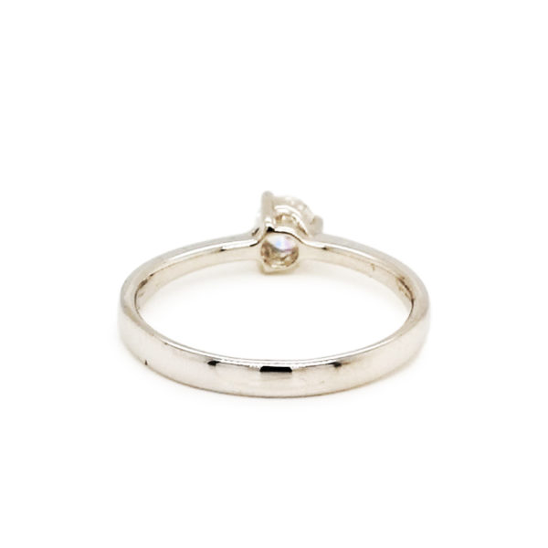 18K White Gold Diamond Ring - Image 3