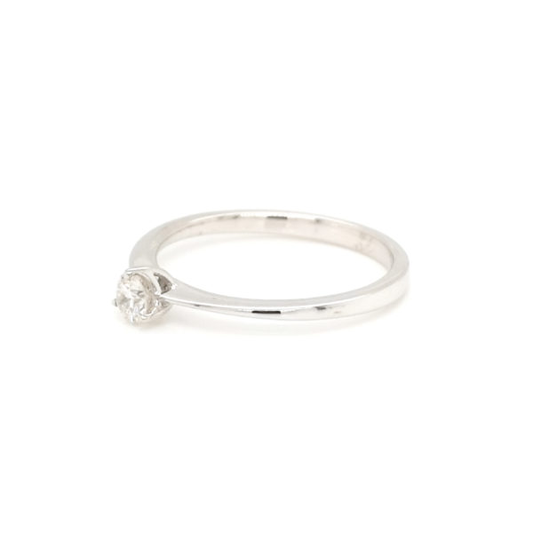 18K White Gold Diamond Ring - Image 3