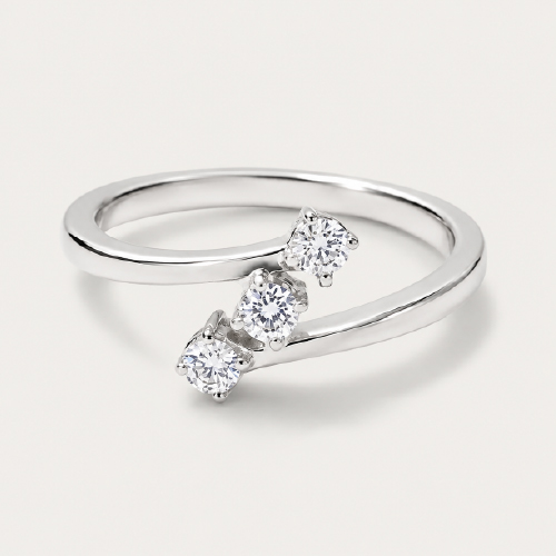 18K White Gold Diamond Ring