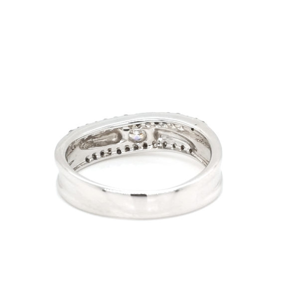 18K White Gold Diamond Ring - Image 3