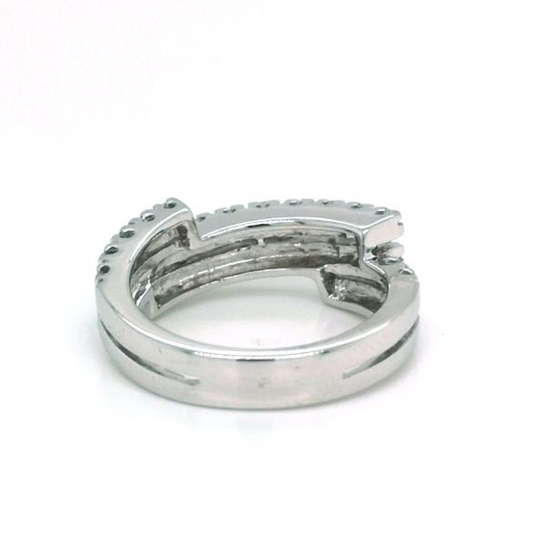 18K White Gold Diamond Ring - Image 3