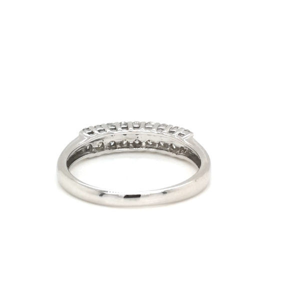 18K White Gold Diamond Ring - Image 3