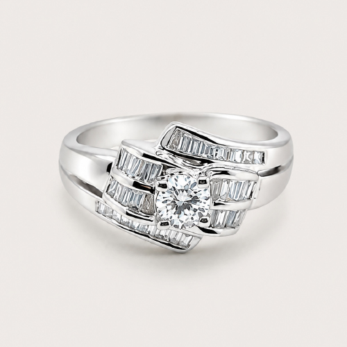 18K White Gold Diamond Ring