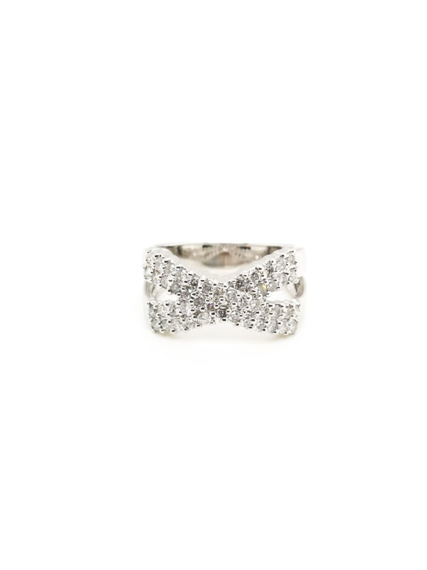 18K White Gold Diamond Ring