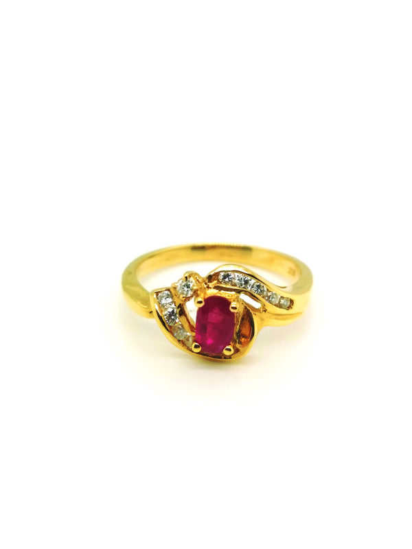18K Yellow Gold Diamond Ruby Ring