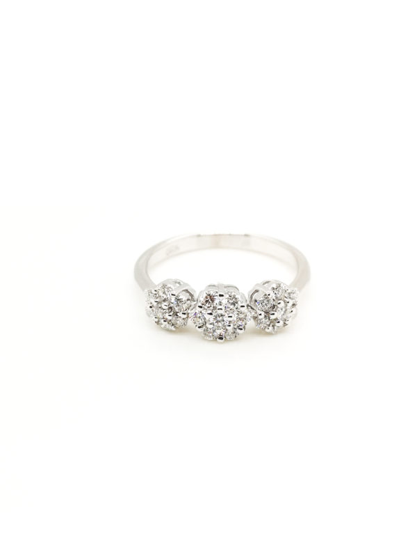 18K White Gold Diamond Ring