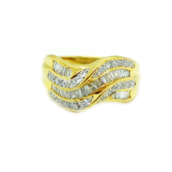 18K Yellow Gold Diamond Ring