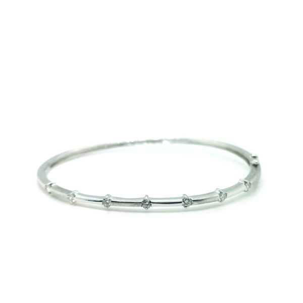 18K White Gold Diamond Bangle