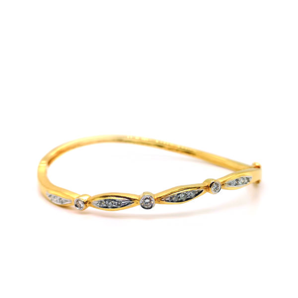 20K Yellow Gold Diamond Bangle