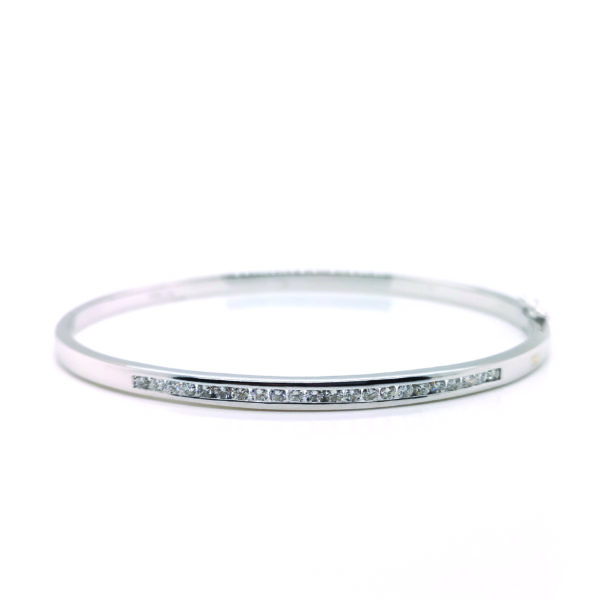 18K White Gold Diamond Bangle