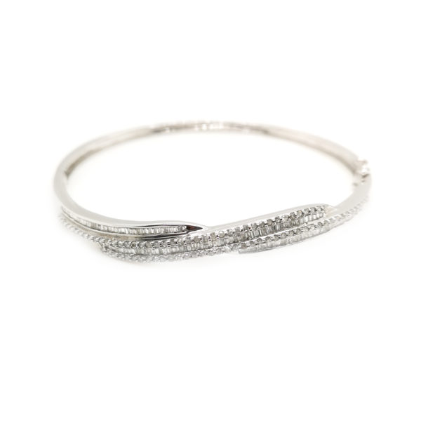 9K White Gold Diamond Bangle