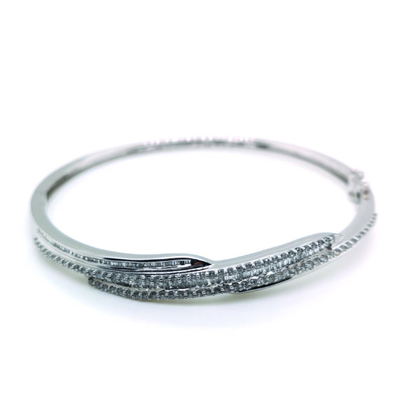 9K White Gold Diamond Bangle