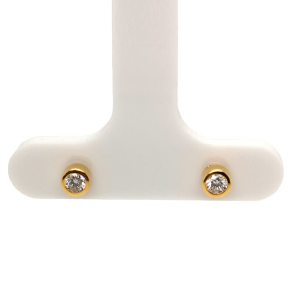 18K Yellow Gold Diamond Earstud