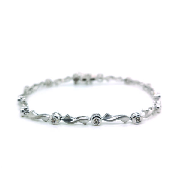 18K White Gold Diamond Bracelet