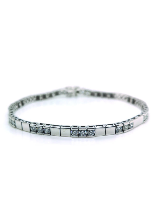 18K White Gold Diamond Bracelet