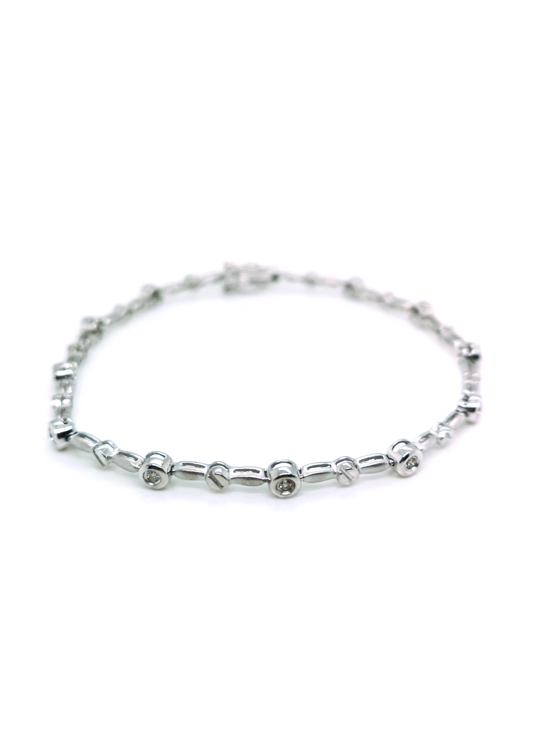 18K White Gold Diamond Bracelet - ValueMax Jewellery