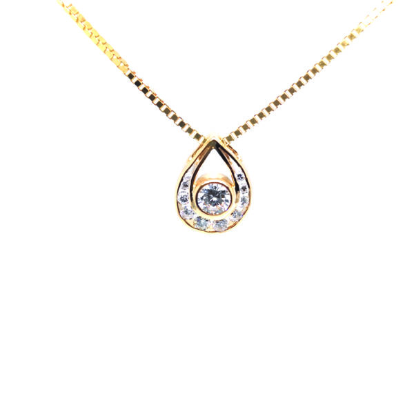 18K Yellow Gold Diamond Pendant
