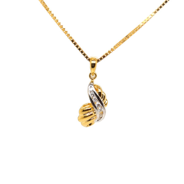 20K Yellow Gold 2 Tone Diamond Pendant