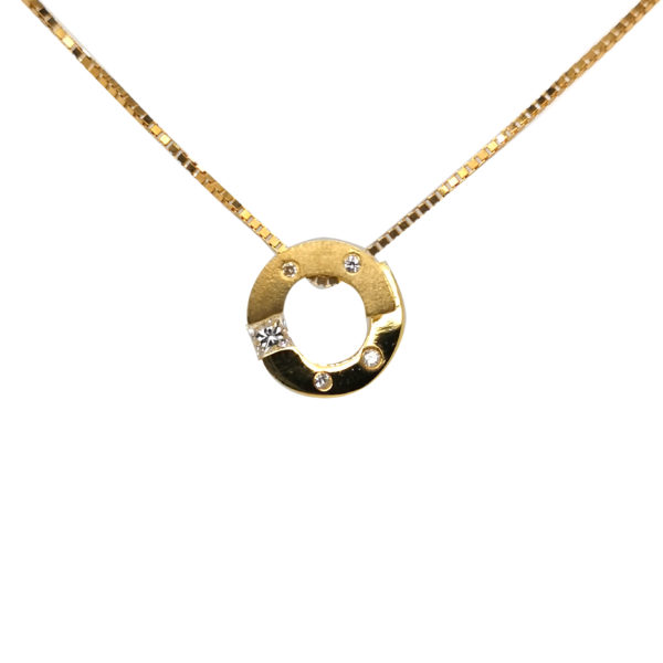 18K Yellow Gold Diamond Pendant