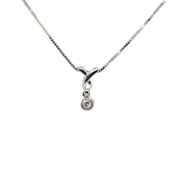 18K White Gold Diamond Pendant