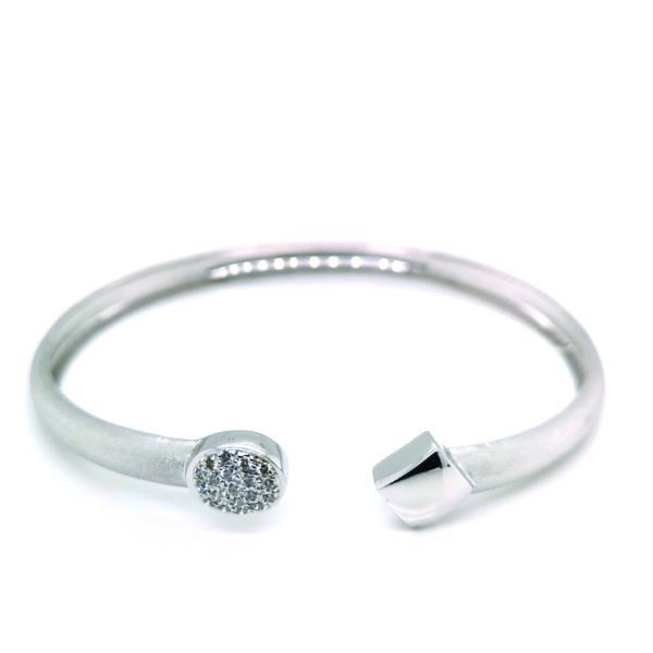 18K White Gold Diamond Bangle