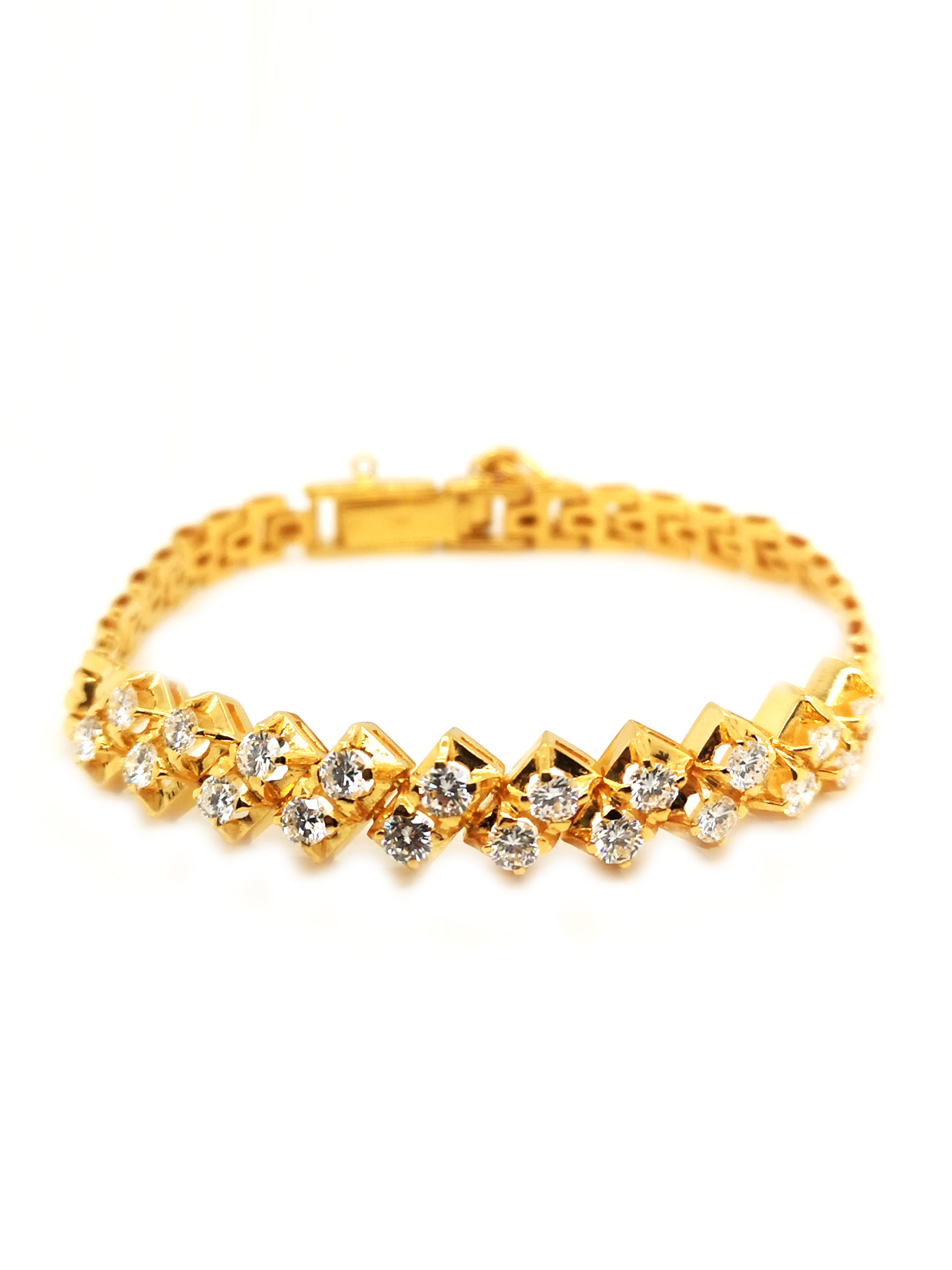 22K Yellow Gold Diamond Bracelet - ValueMax Jewellery