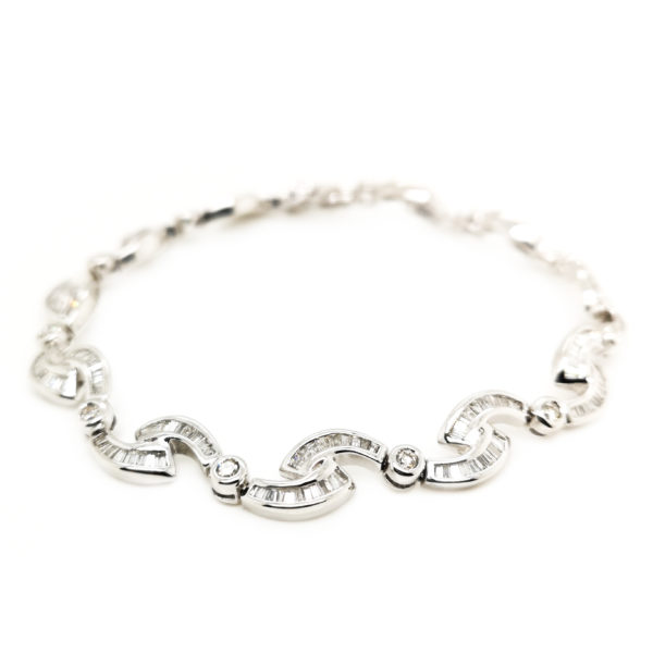 18K White Gold Diamond Bracelet