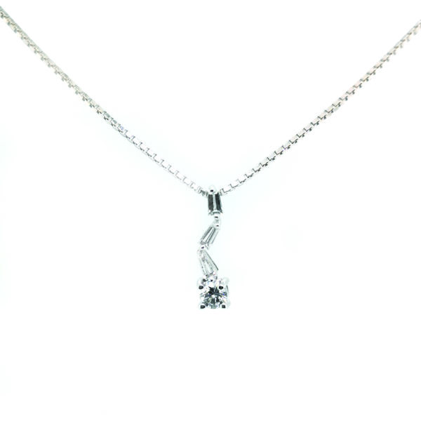 18K White Gold Diamond Pendant