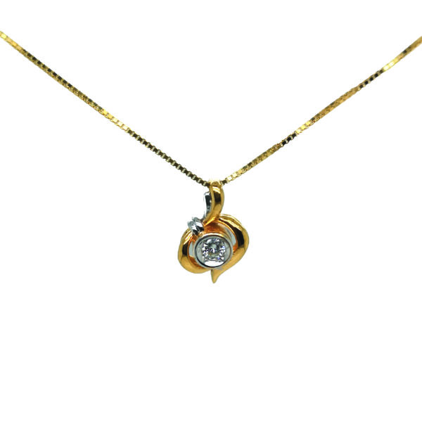 20K Yellow Gold Diamond Pendant