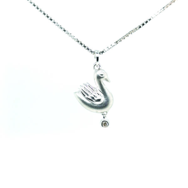 18K White Gold Diamond Pendant