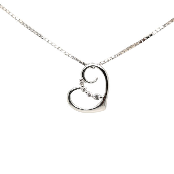 18K White Gold Diamond Pendant