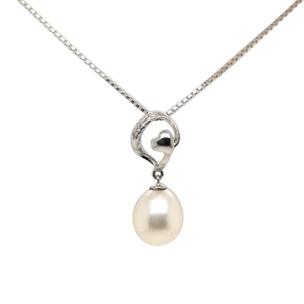 10K White Gold Pearl Diamond Pendant