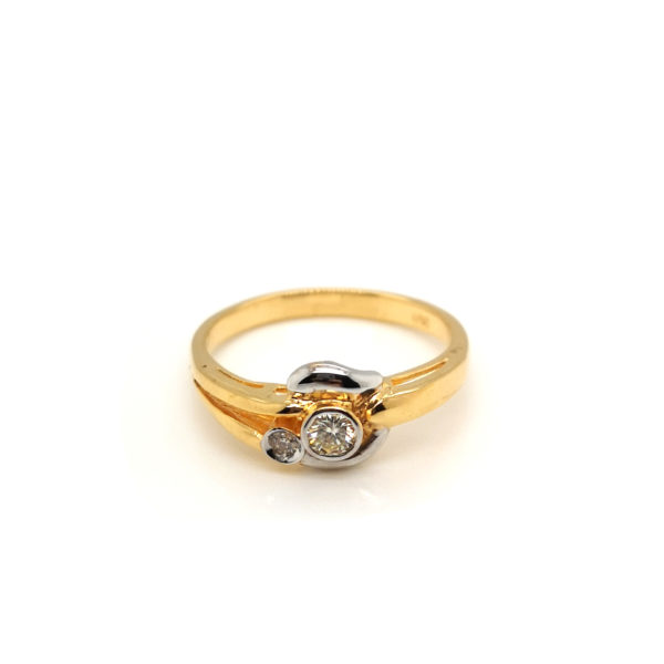 20K Yellow Gold Diamond Ring