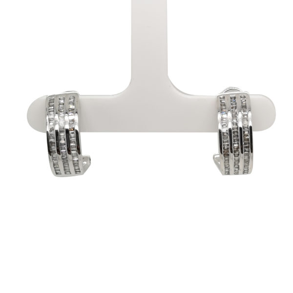 18K White Gold Diamond Earstud
