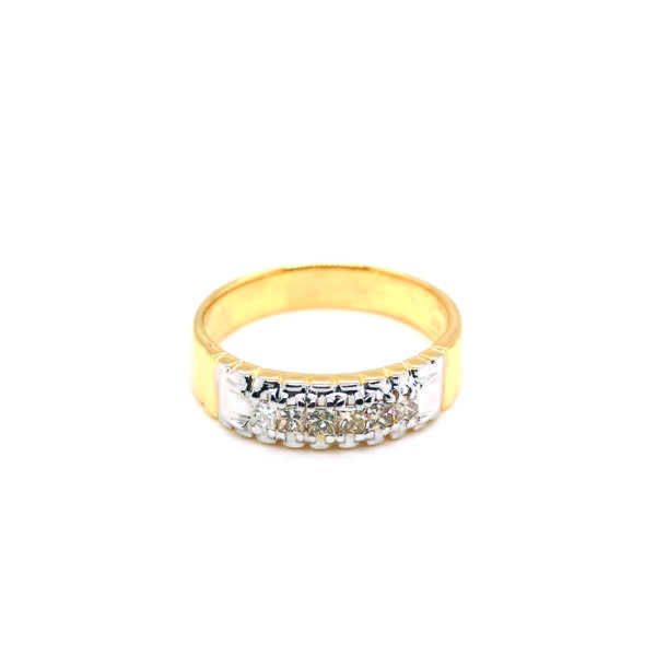 18K Yellow Gold Diamond Ring