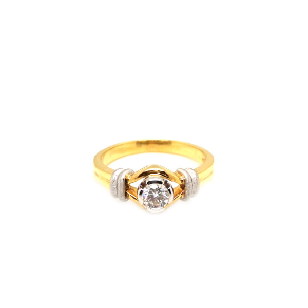 18K Yellow Gold Diamond Ring