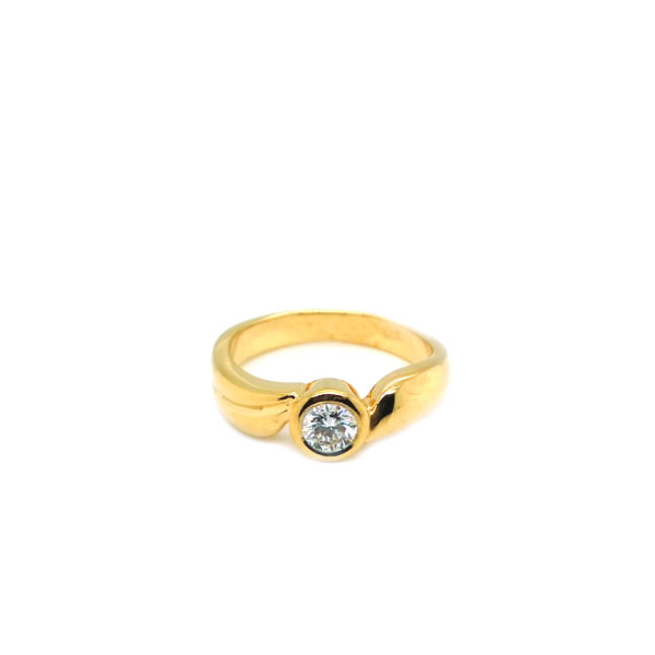 18K Yellow Gold Diamond Ring