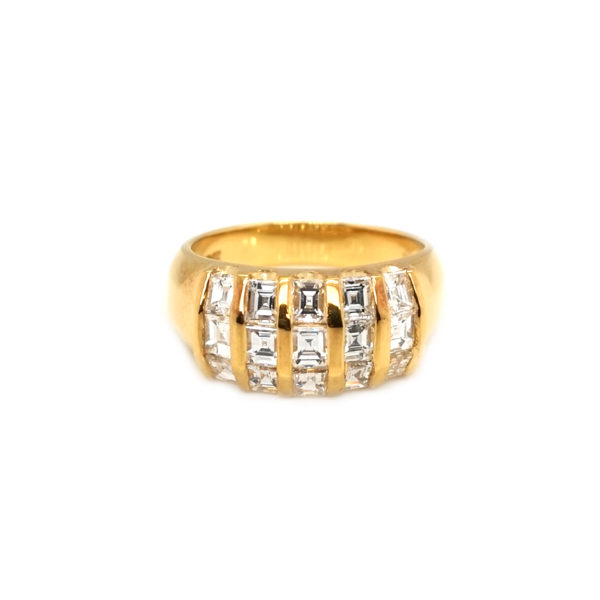 18K Yellow Gold Diamond Ring